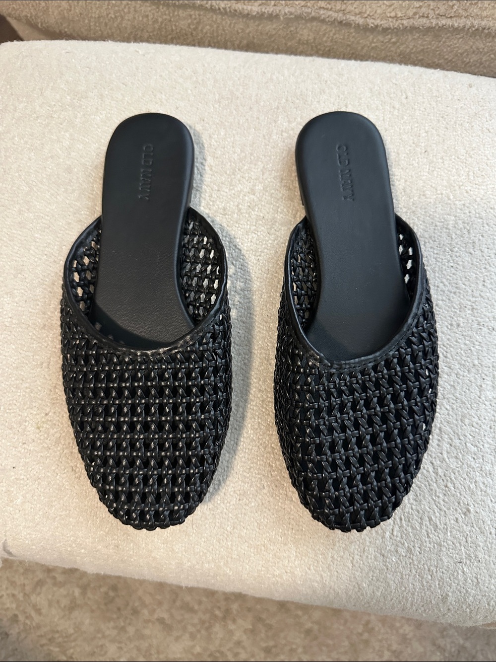 Old Navy Black Woven Slide Mules